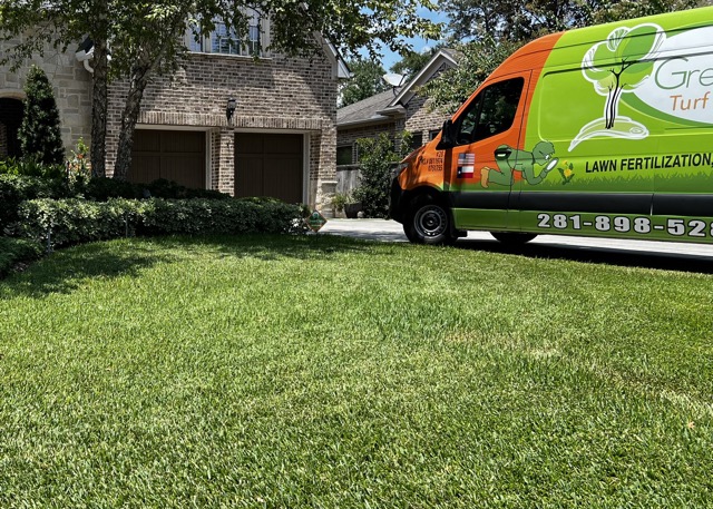 Lawn Fertilizer Conroe TX