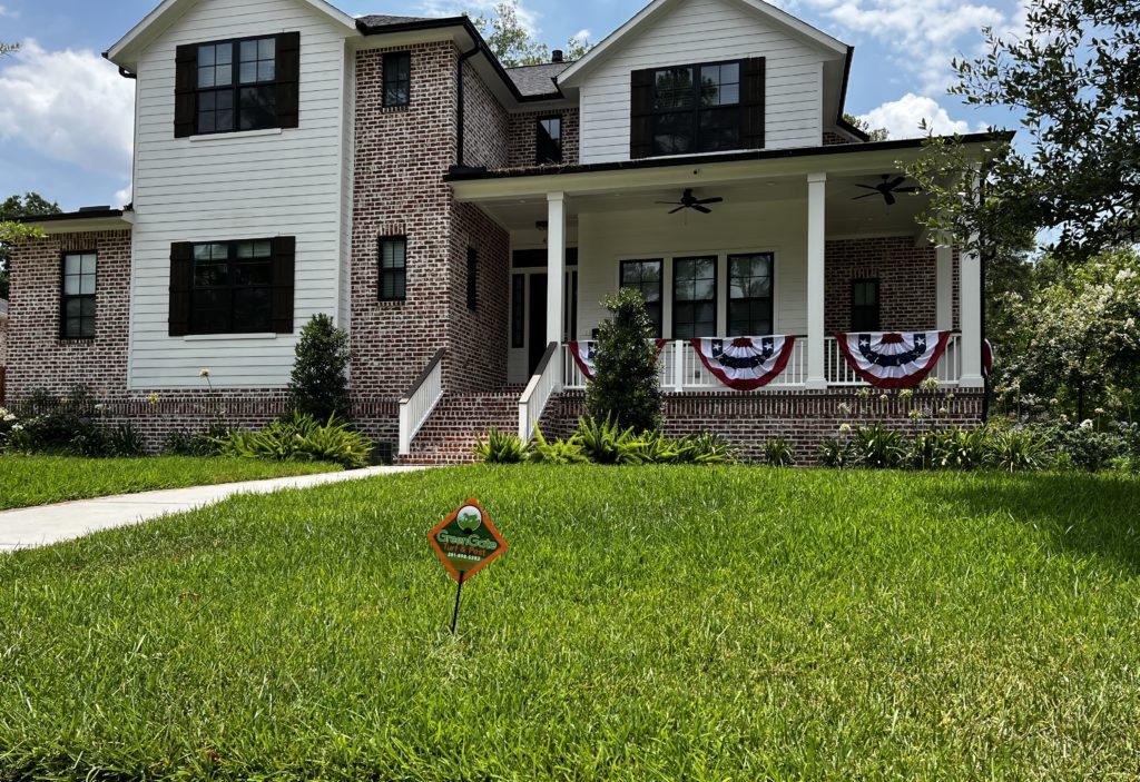 Completed lawn fertilization service by Greengate Turf