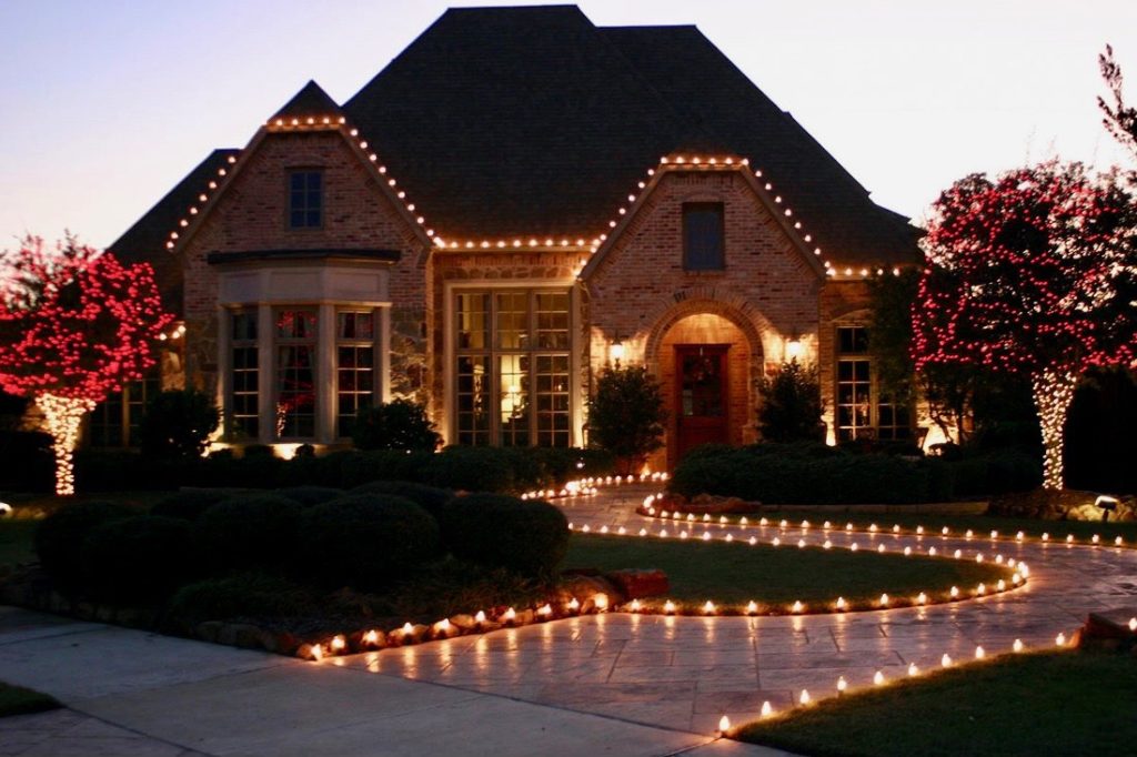 Christmas Light Installers in Richmond, TX