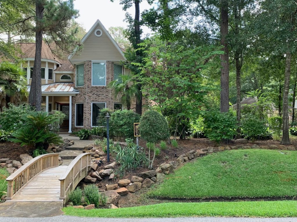 Lawn Mowing Service The woodlands TX